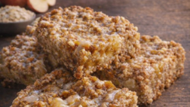 Apple Cinnamon Oat Crumble Bars