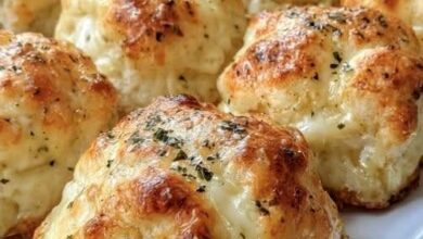 Baked Garlic Butter Cheese Bombs