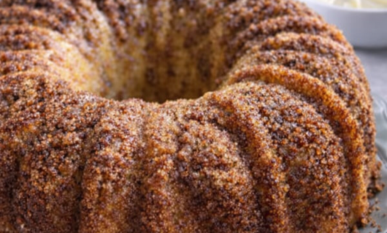 Cinnamon Sour Cream Coffee Cake