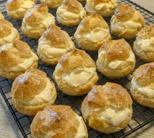 Mom’s Famous Cream Puffs