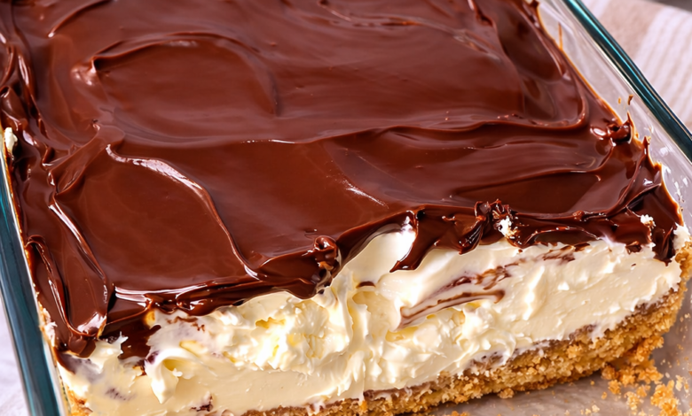 No-Bake Chocolate Éclair Cake