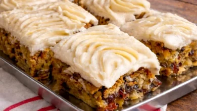 Oatmeal Raisin Cookie Bars